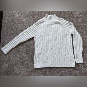 Madison Grey NY White/Black
Speckle Cable-Knitted Mock Neck Sweater - size small
